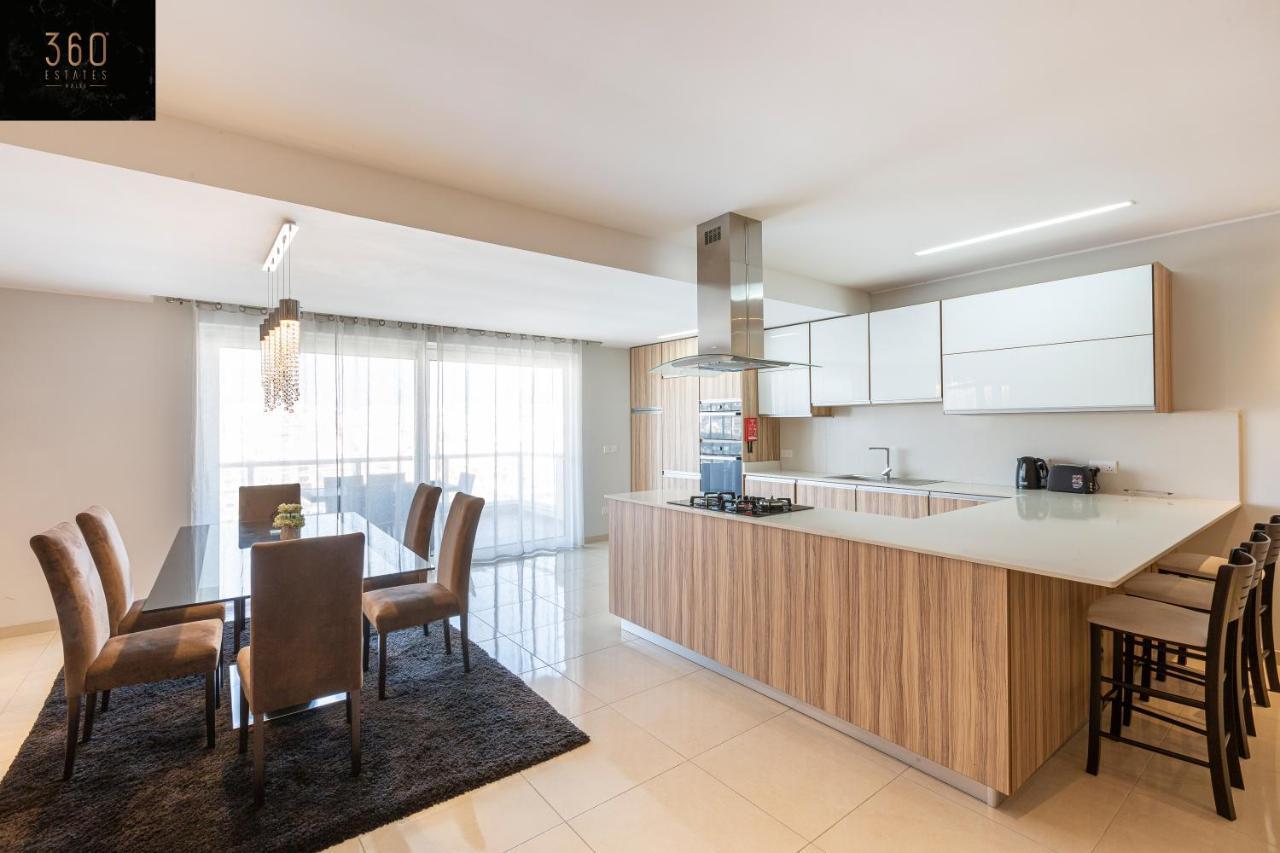 Seafront, Designer Apt With Private Terrace & Wifi By 360 Estates Pietà エクステリア 写真