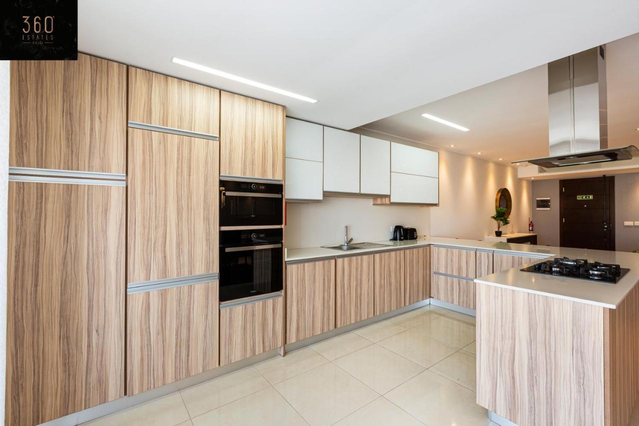 Seafront, Designer Apt With Private Terrace & Wifi By 360 Estates Pietà エクステリア 写真